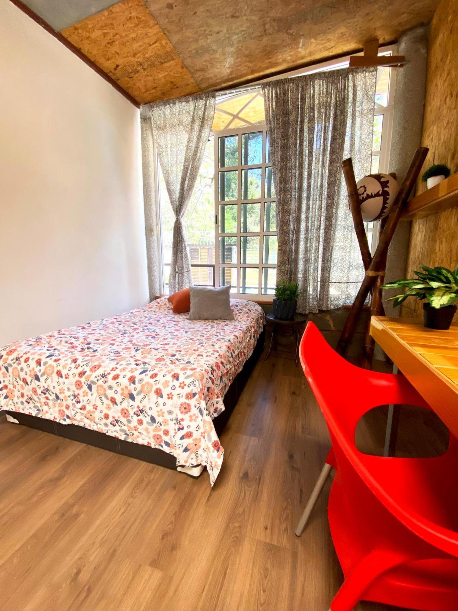 Casa Encino Con Alberca Climatizada En Tepoztlanヴィラ エクステリア 写真